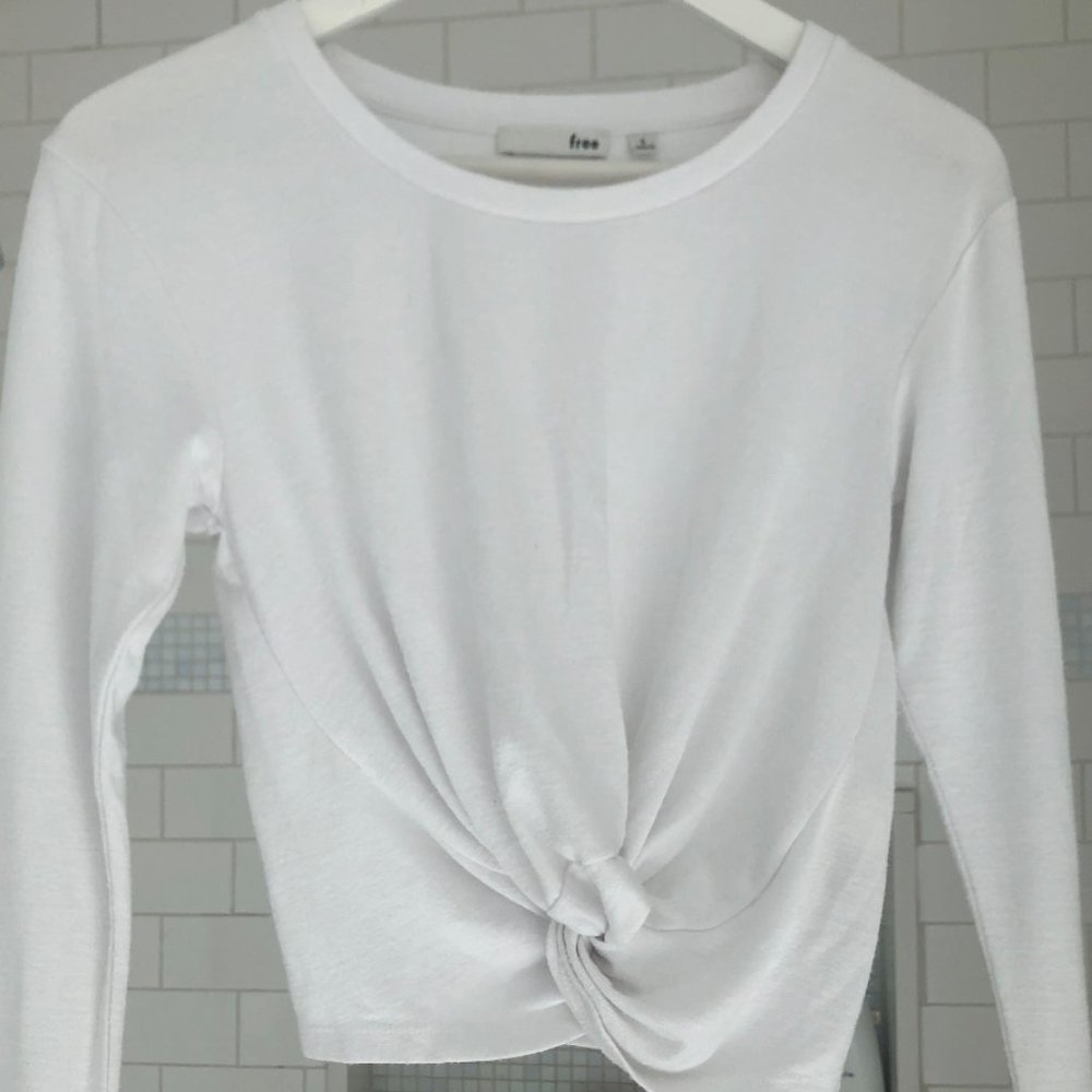 Wilfred Free (Aritzia) Top